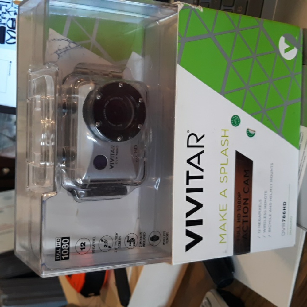 NIB Vivitar DVR786HD reaction Cam